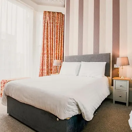 The Maynard 3* 스카버러