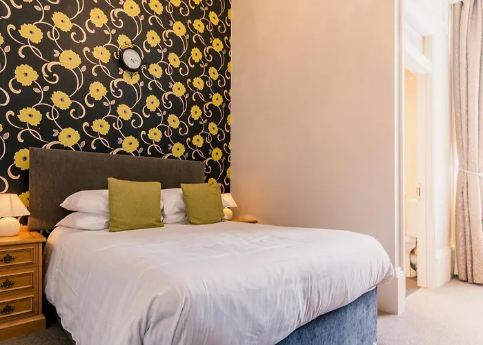 The Maynard Guest house Scarborough