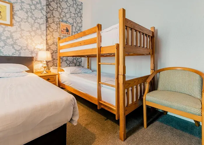 Guest house The Maynard Scarborough